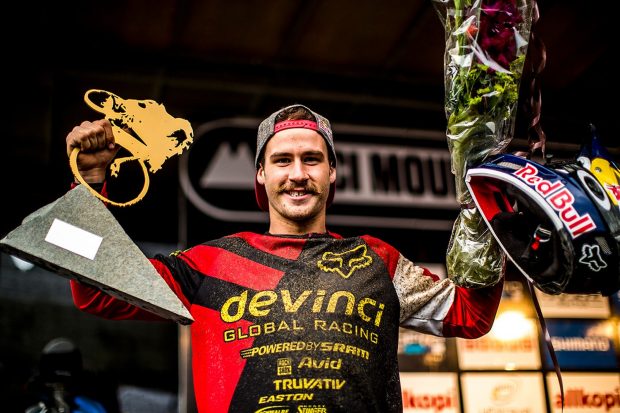 http://nsmb.com/canadian-downhill-legend-steve-smith-dies-26/