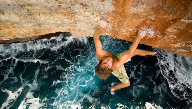 http://wldev.wpengine.netdna-cdn.com/wp-content/uploads/chris-sharma.jpg