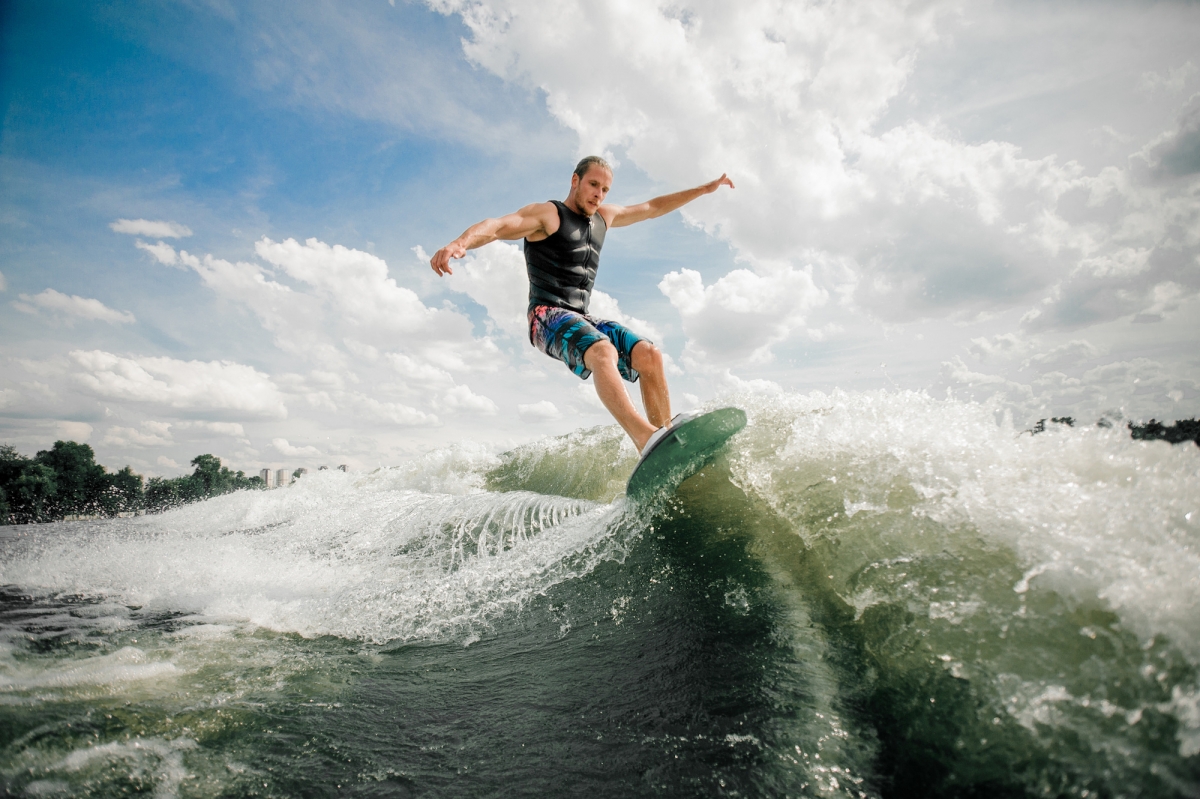 5 Wakesurfing Tips And Tricks To Level Up Your Game